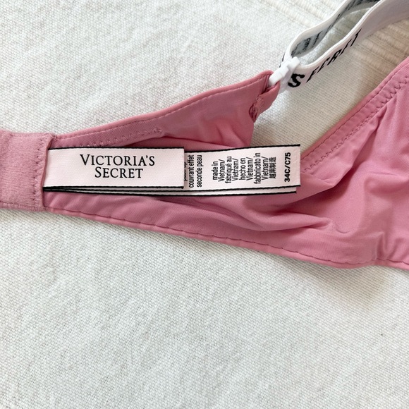 Victoria’s Secret T-Shirt Push-up Full Coverage Bra - Picture 6 of 8